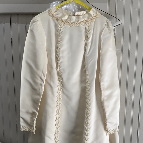 Vintage 1960’s Wedding Gown